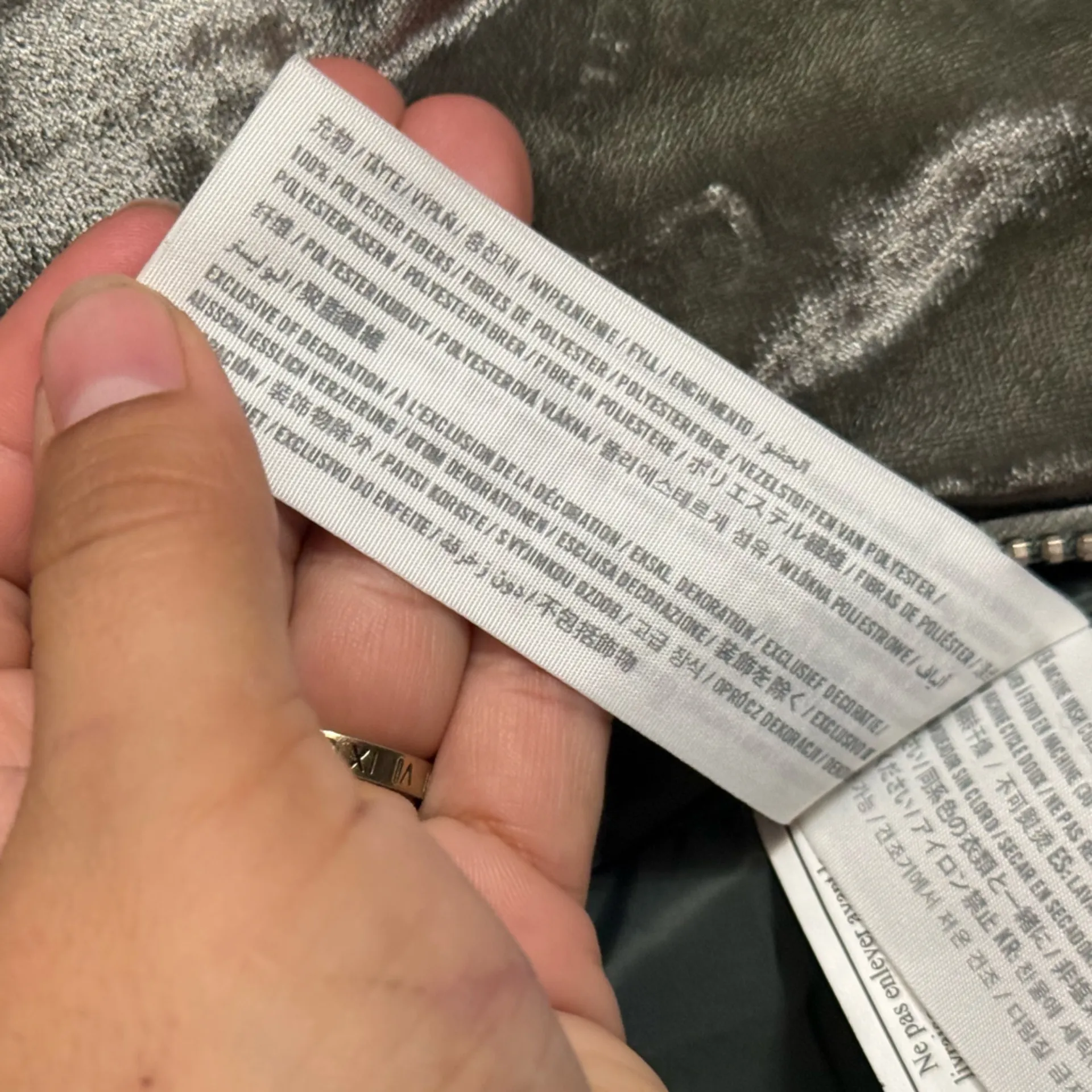 Abercrombie & Fitch women’s Olive velvet lined Puffer Jacket Size S - Image 9