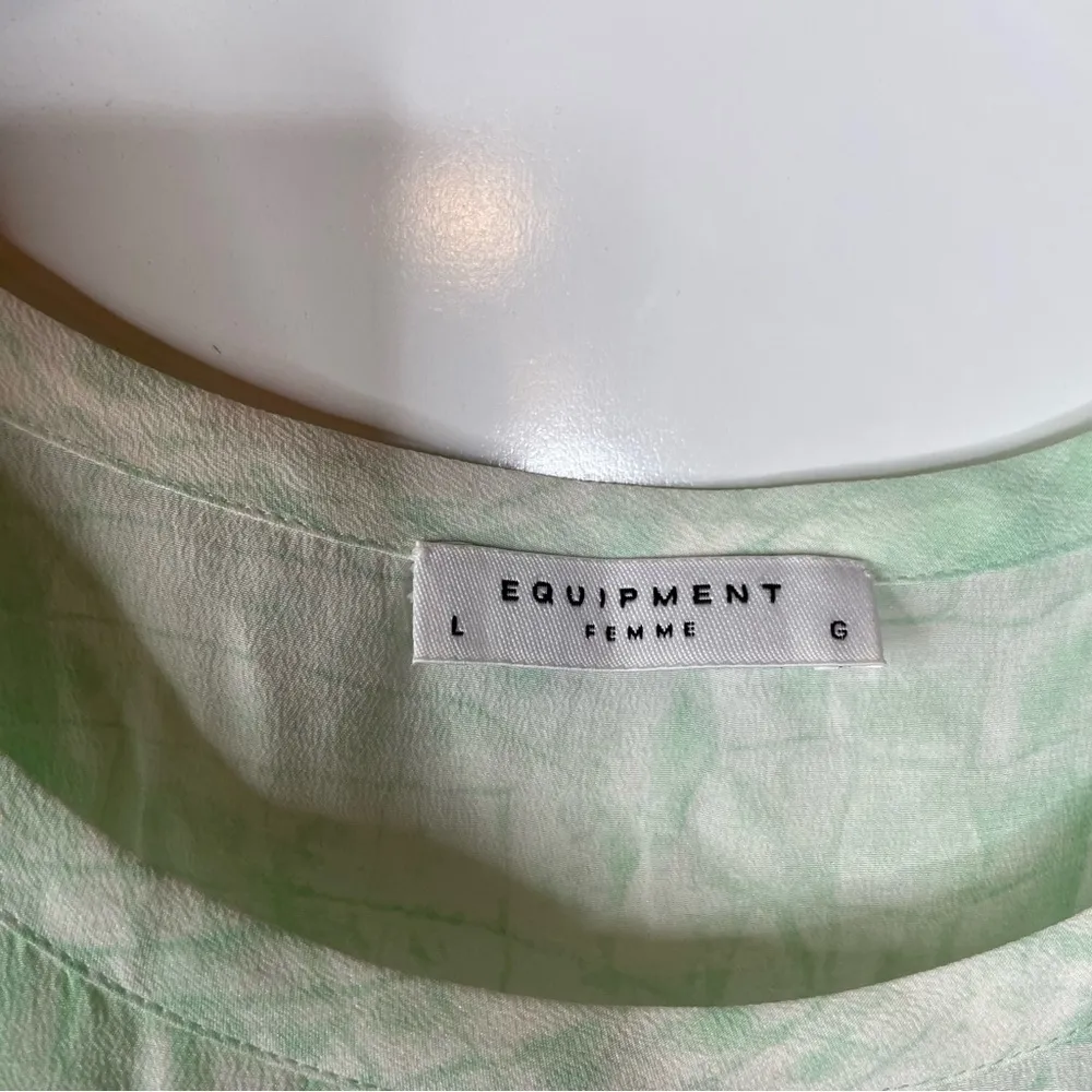 Equipment  Snakeprint Silk Blouse‎ Size Large - Image 3