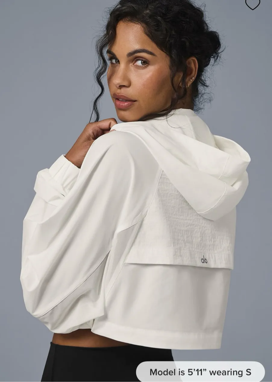 Alo Yoga Cropped Playmaker Jacket - Ivory - Image 4