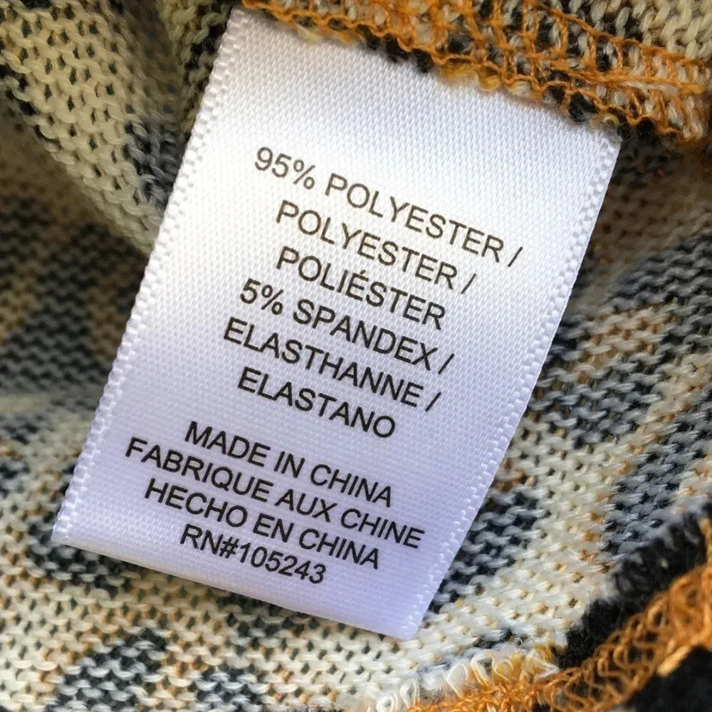 Hiatus Leopard print long sleeve Sweater Top Size Small 
NWT - Image 4