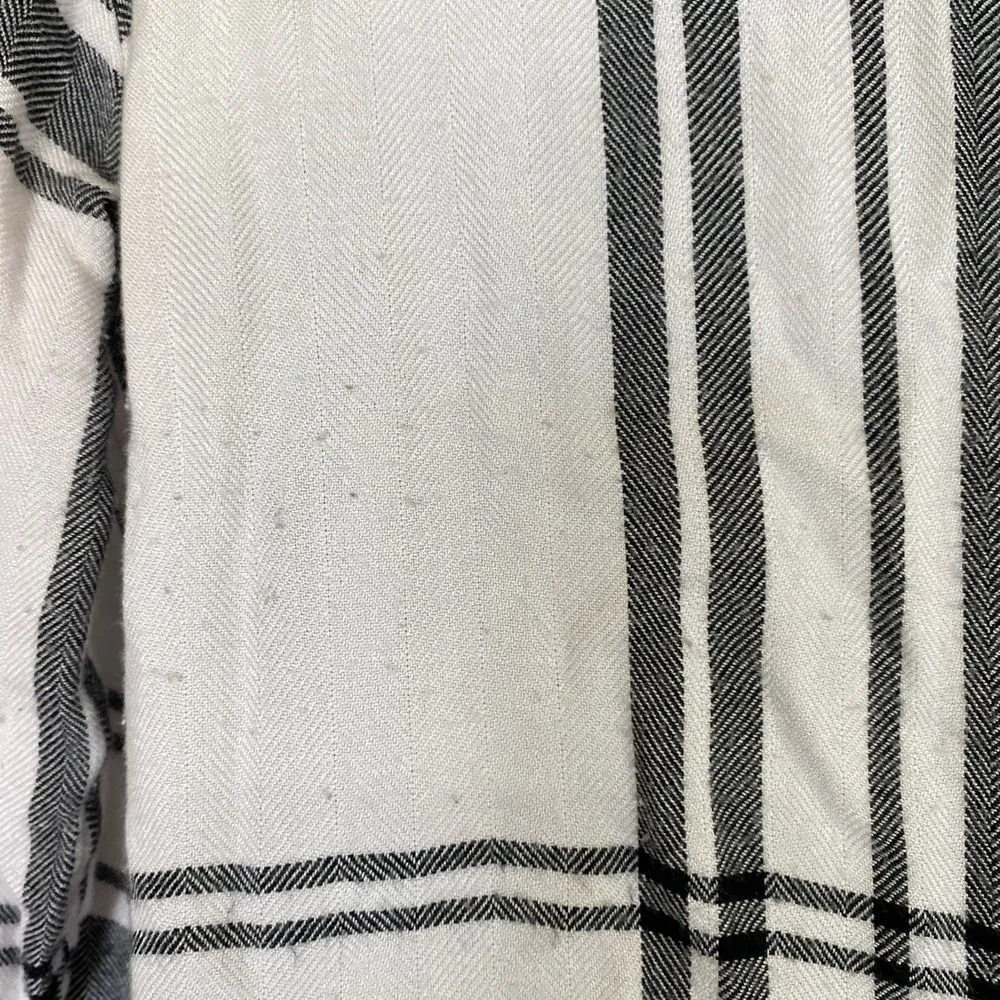 RAILS Hunter Plaid Button Down Shirt in Bone and Black Size Medium Flannel - Image 5