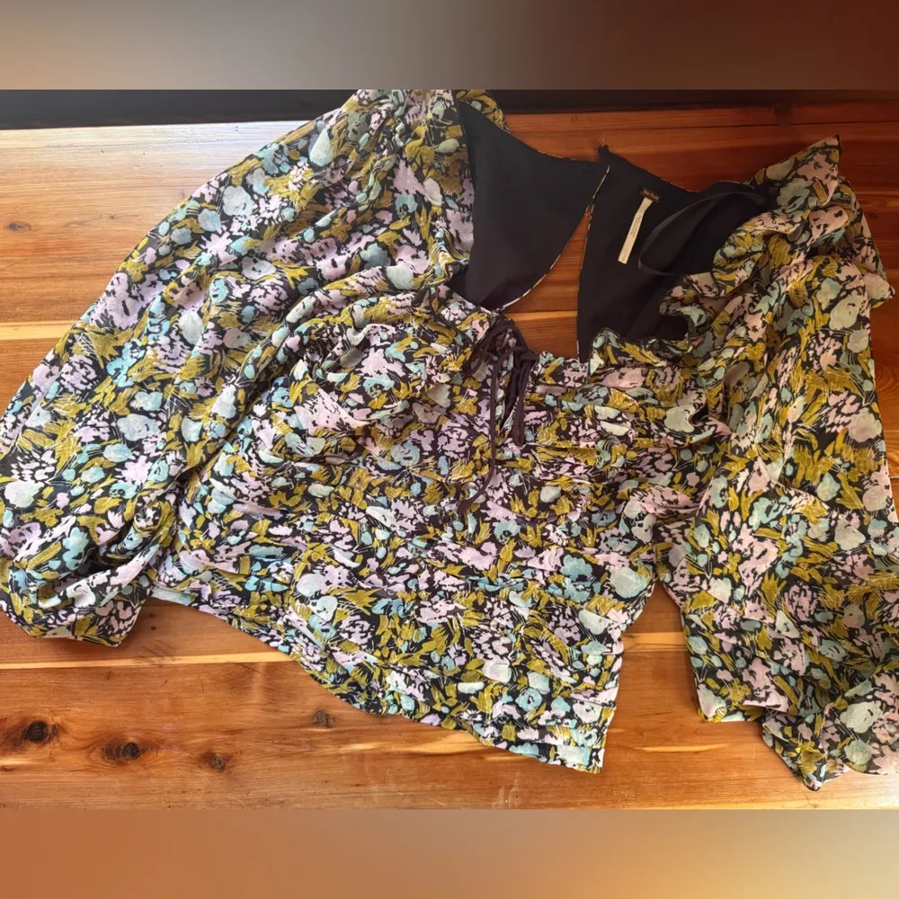 Free People Mabel printed blouse size small Purple - Image 2