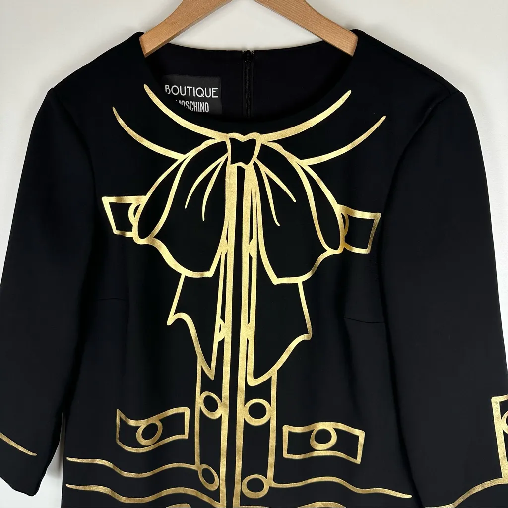 Boutique Moschino Gold Metallic 3/4 Sleeve Shift Dress - Image 2