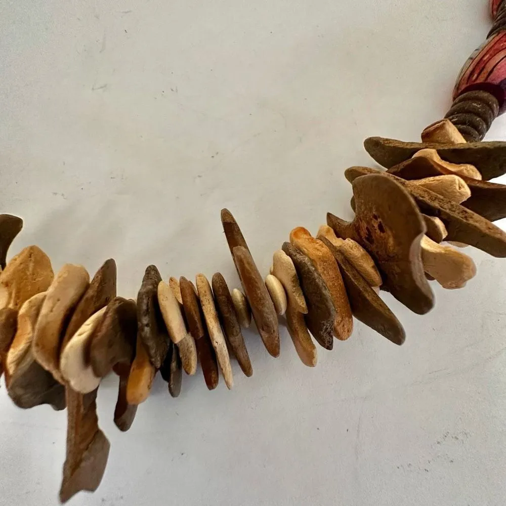 long coconut chip bead statement necklace Brown - Image 3