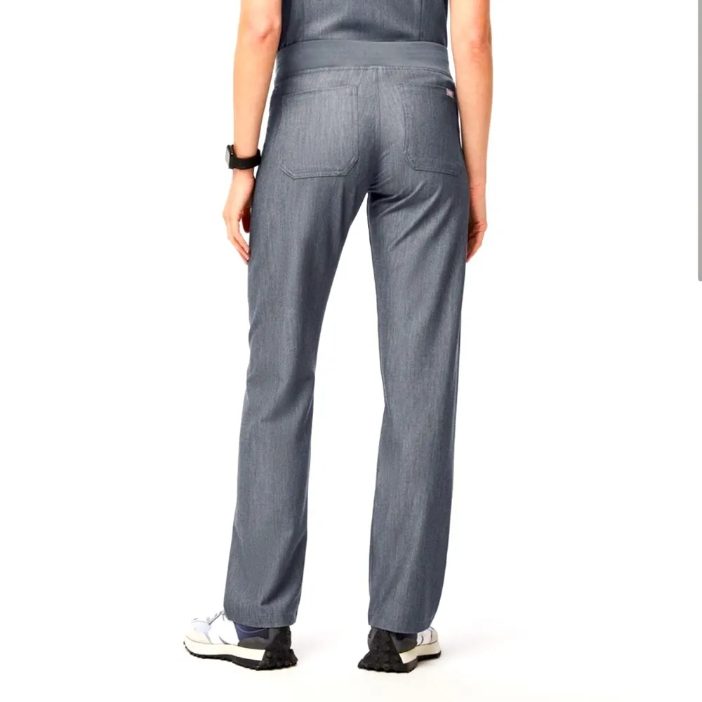 FIGS  Women’s Livingston Basic Scrub Pants Small Gray - Image 2