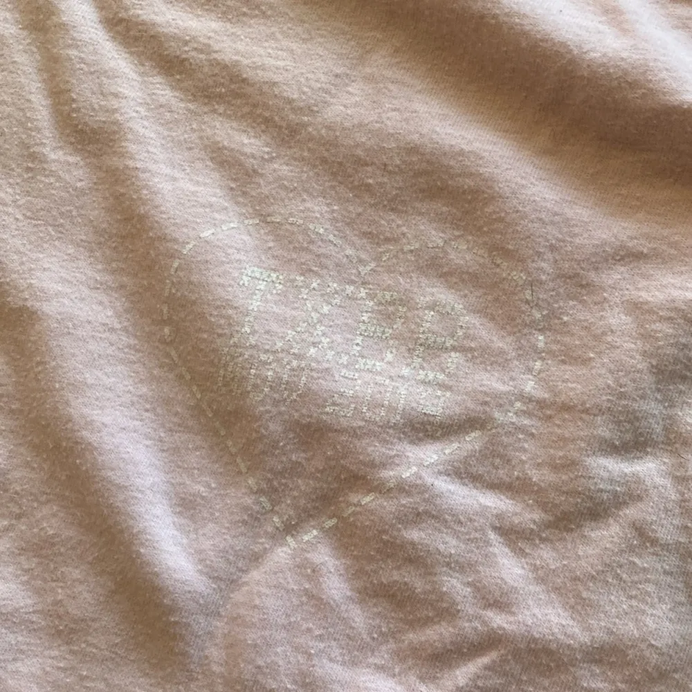 Comfort Colors Sisters in Skates TXBB Pink Long Sleeve T-Shirt Unisex Sz Medium - Image 5