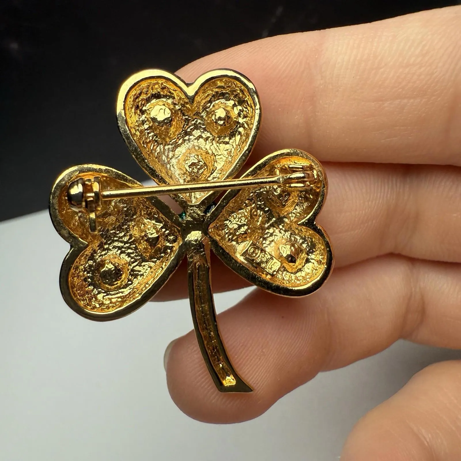 Green Rhinestone Three Leaf Clover Shamrock Brooch Pin Gold Tone St Patrick’s - Image 4