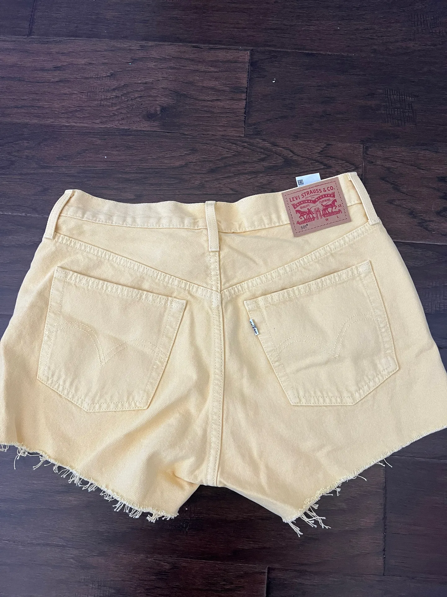 Levi’s Shorts - Image 2
