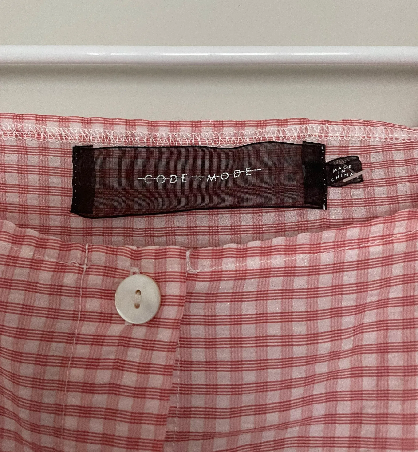 Code X Mode Gingham Puff Sleeve Blouse Pink - Image 5