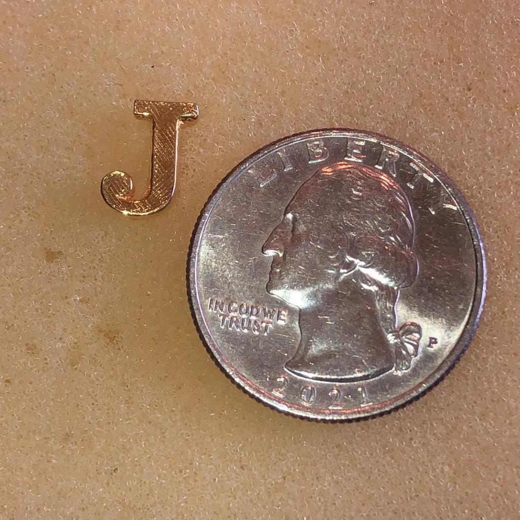 Gold Tone Vintage Dainty Initial J Pin - Image 4