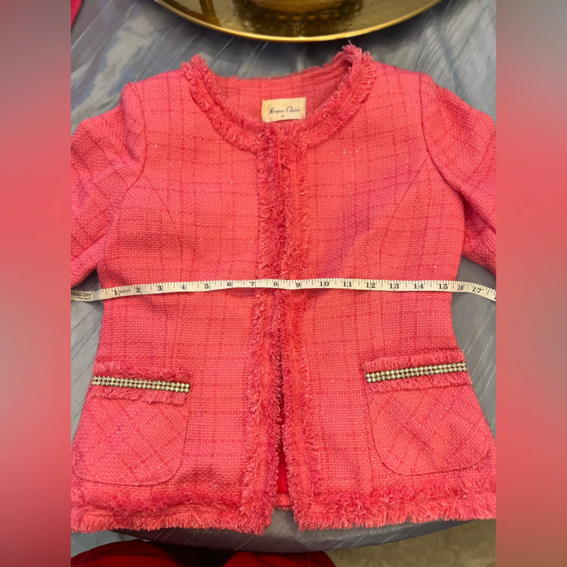 Chic Pink Tweed Skirt Suit - Image 13