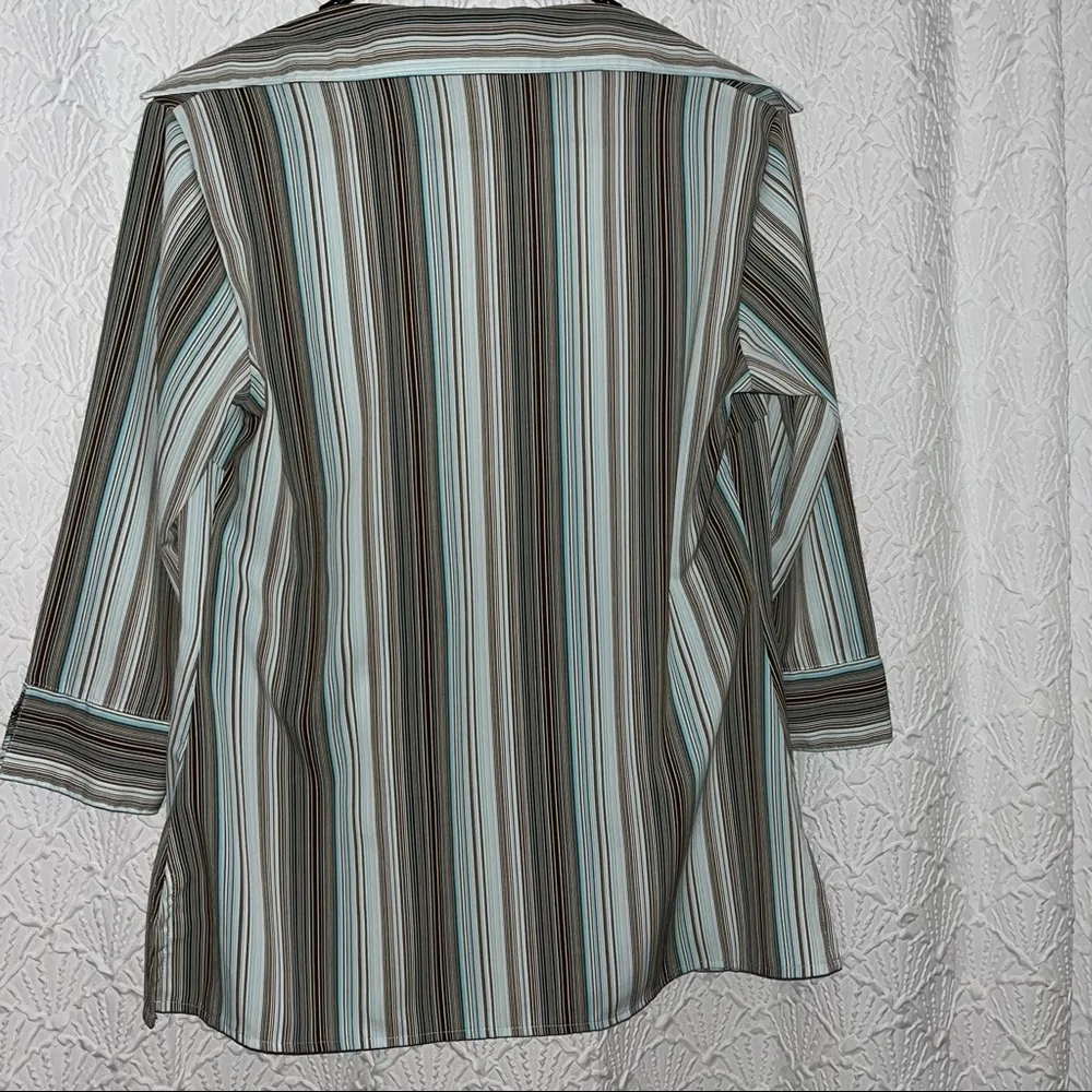 Covington Womens Button Down Shirt Long Sleeve Top Small Petite - Image 3