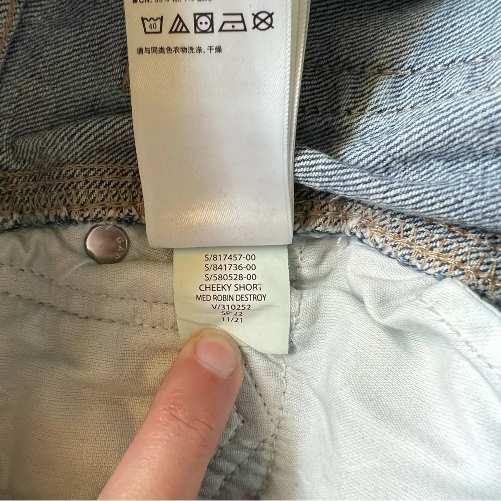 Gap denim button fly high rise cheeky shorts size 0/25 - Image 13