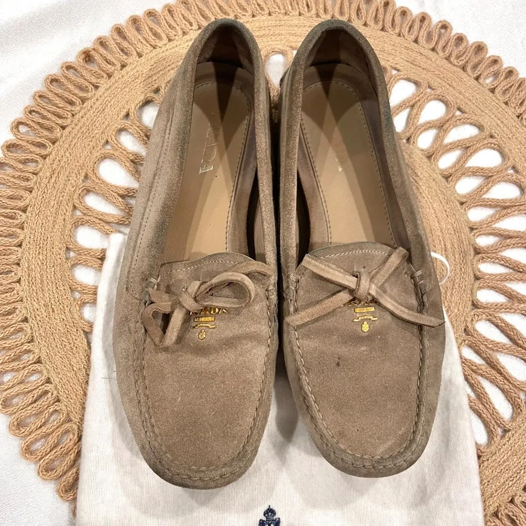 Prada  Suede Bow Drivers Tan Leather Size EU 38 - Image 2