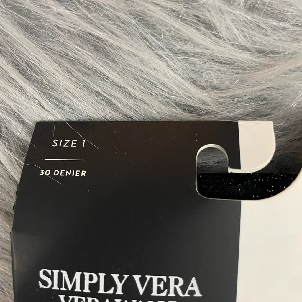 Brand new Simply Vera Vera Wang Black Runway Tights - Image 2