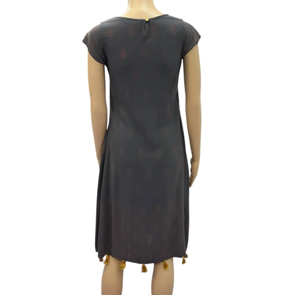 Fusion Viscose Gray with Gold Tassels and Beads Short Cap Sleeve Dress Sz Small - Image 6