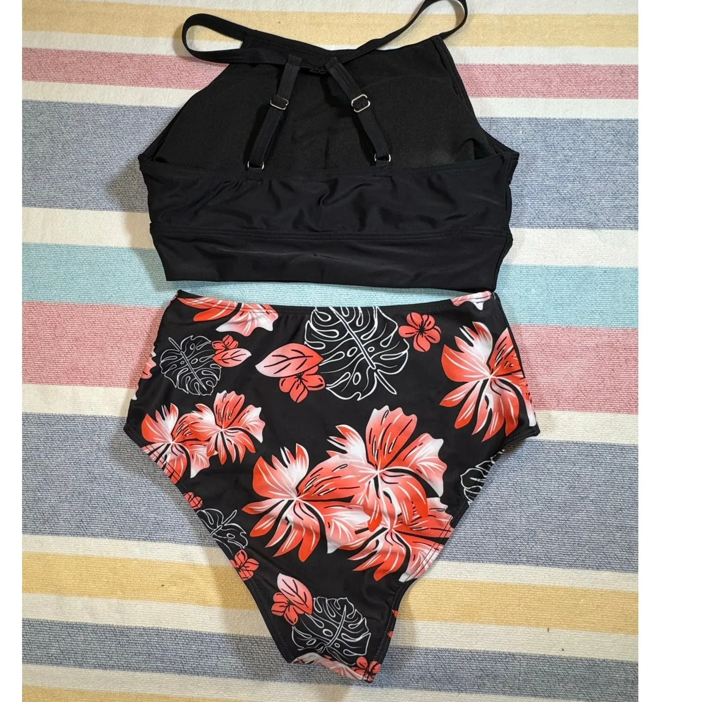 NWOT High-Neck Bikini Set – Floral & Black (Size S) - Image 2