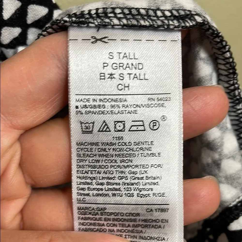 NWT GAP Tall Women’s Geometric Pattern Ruched Faux Wrap Tank Midi Dress - Image 9