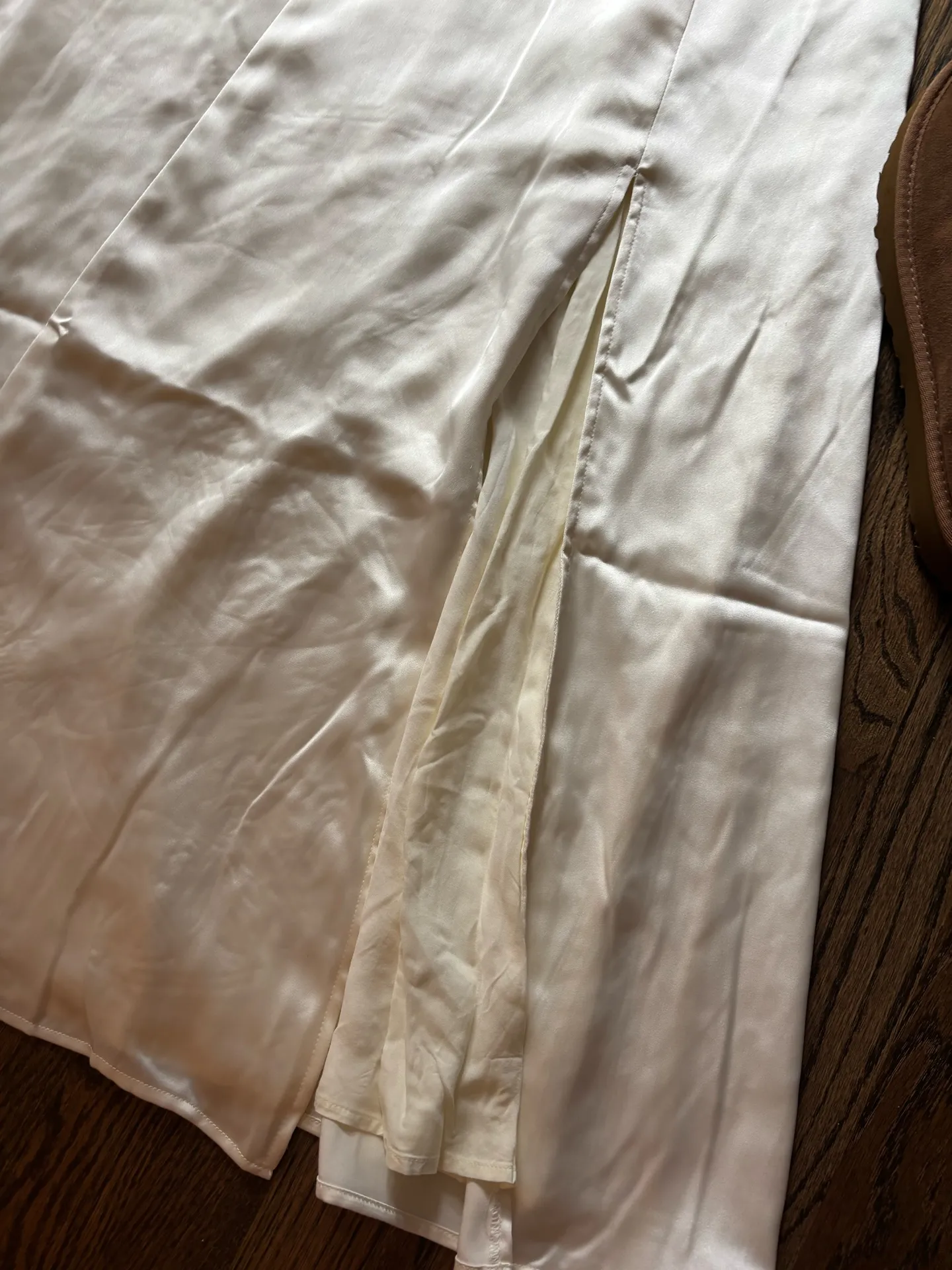 Satin dress  - Image 4