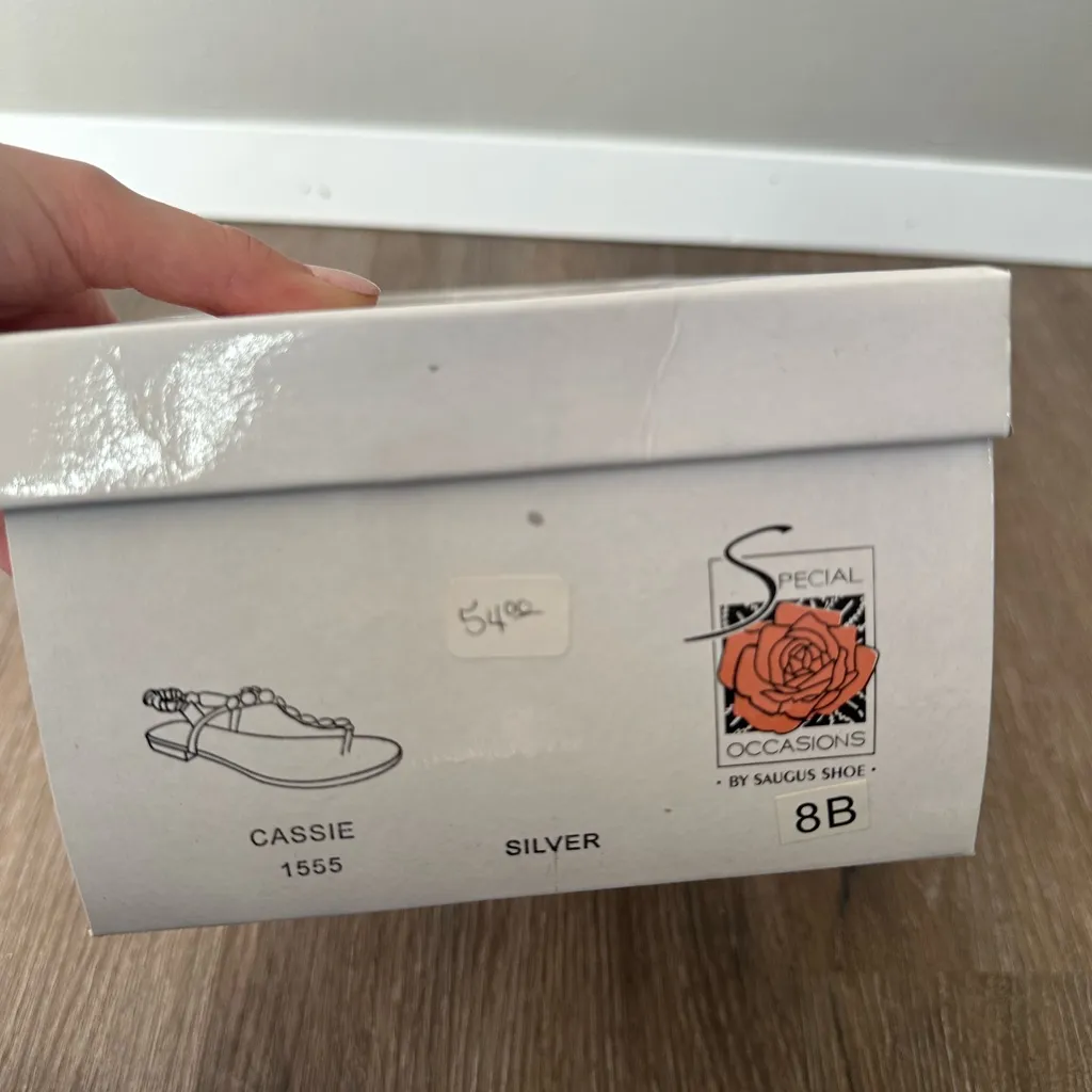 Silver Crystal Bling Rhinestone Flip Flops Size 8 - Image 6