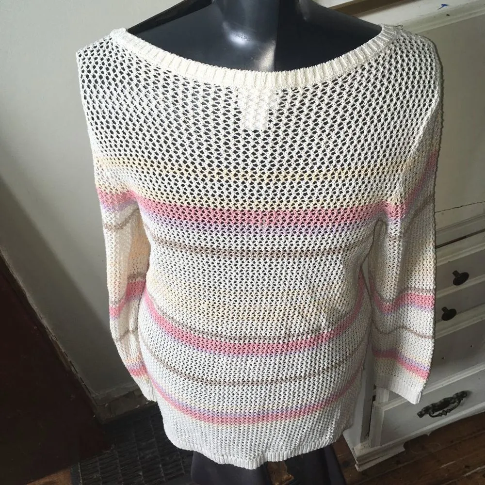 Chicos loose weave crochet lightweight craftcore style sweater - Image 2