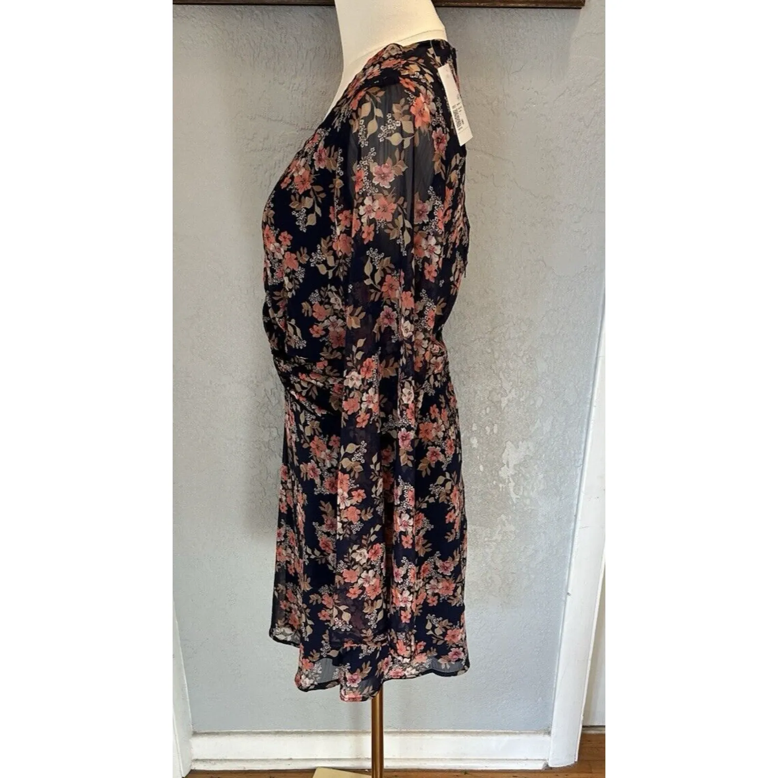 Floral Print NWT Chiffon Semi Sheer Bell Long Sleeve Mini Dress Size M Boho Chic - Image 6