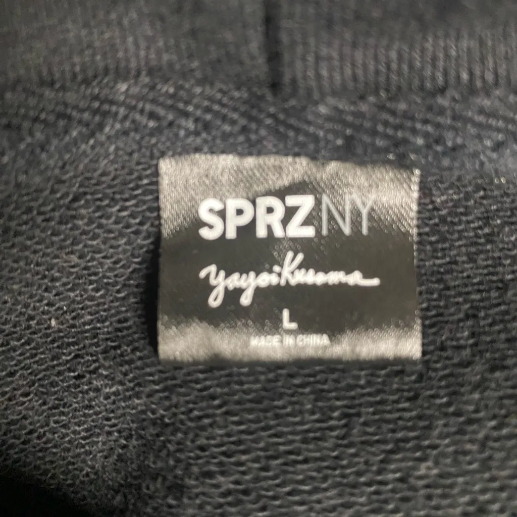 Uniqlo x MoMA Yayoi Kusama "Yellow Pumpkin" SPRZ NY Hoodie - Image 5