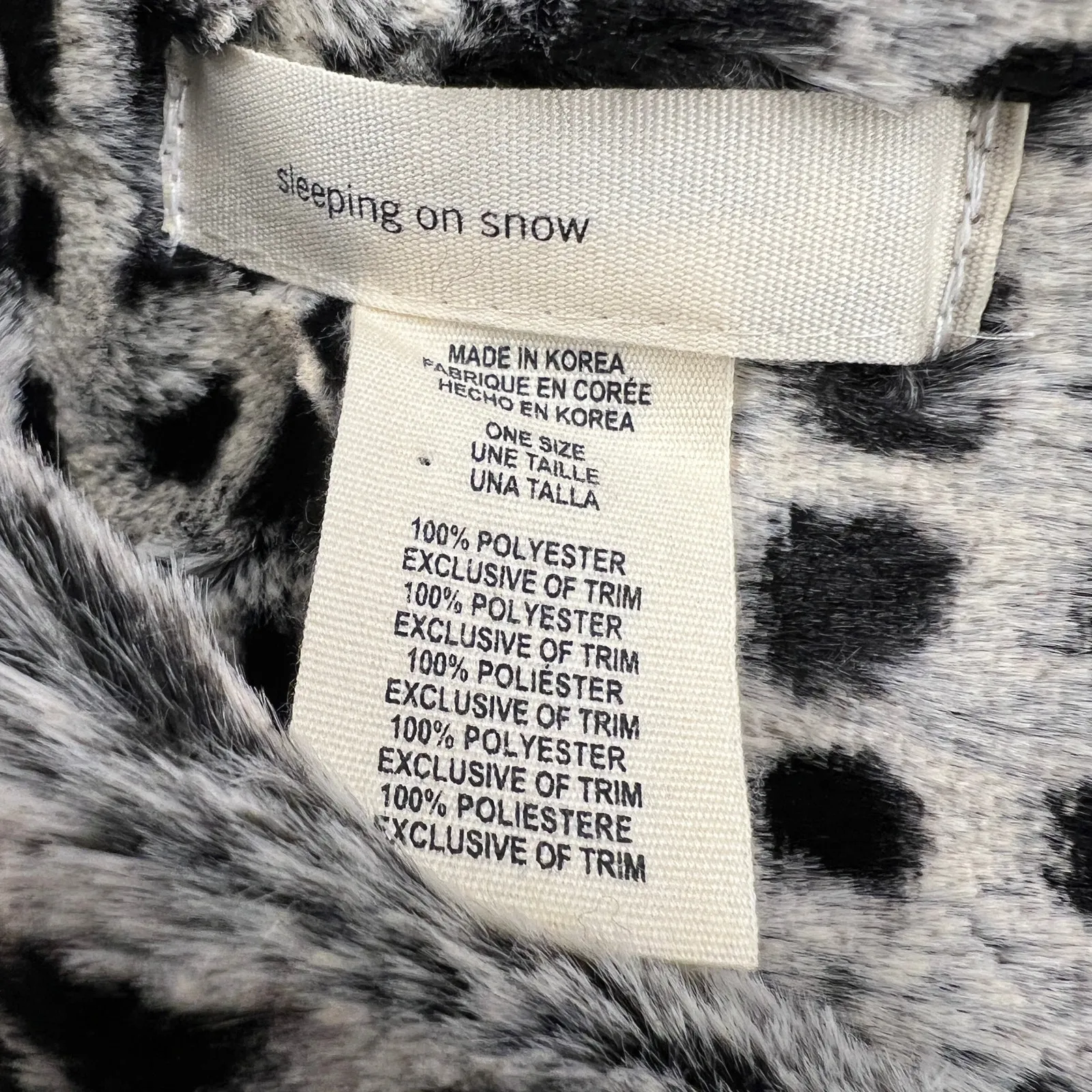 Sleeping on Snow Anthropologie Floral Jewel Faux Fur Infinity Scarf Neck Warmer Black - Image 4