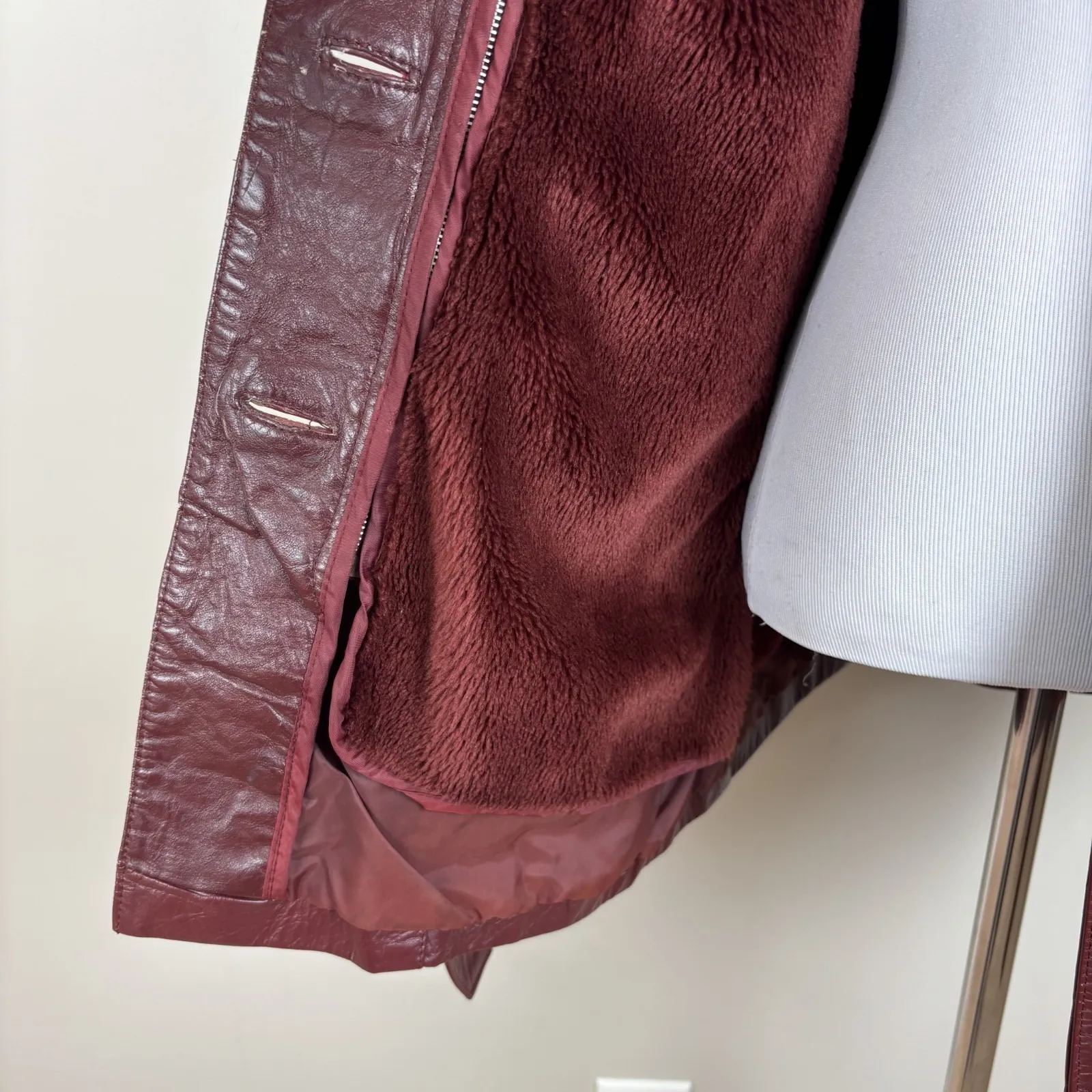 VTG Berman's Leather Jacket Womens 18 Maroon Red Belted Button Up Fleece Lined - Image 8