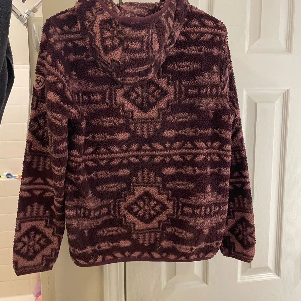 Ariat REAL Women's Berber Hooded pullover mulberry Aztec small - Image 5