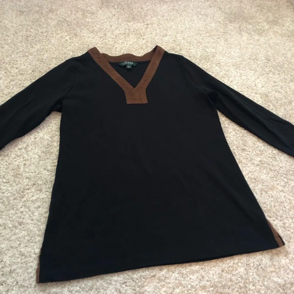 Ralph Lauren women shirt long sleeves suede V neck, size large - Image 4