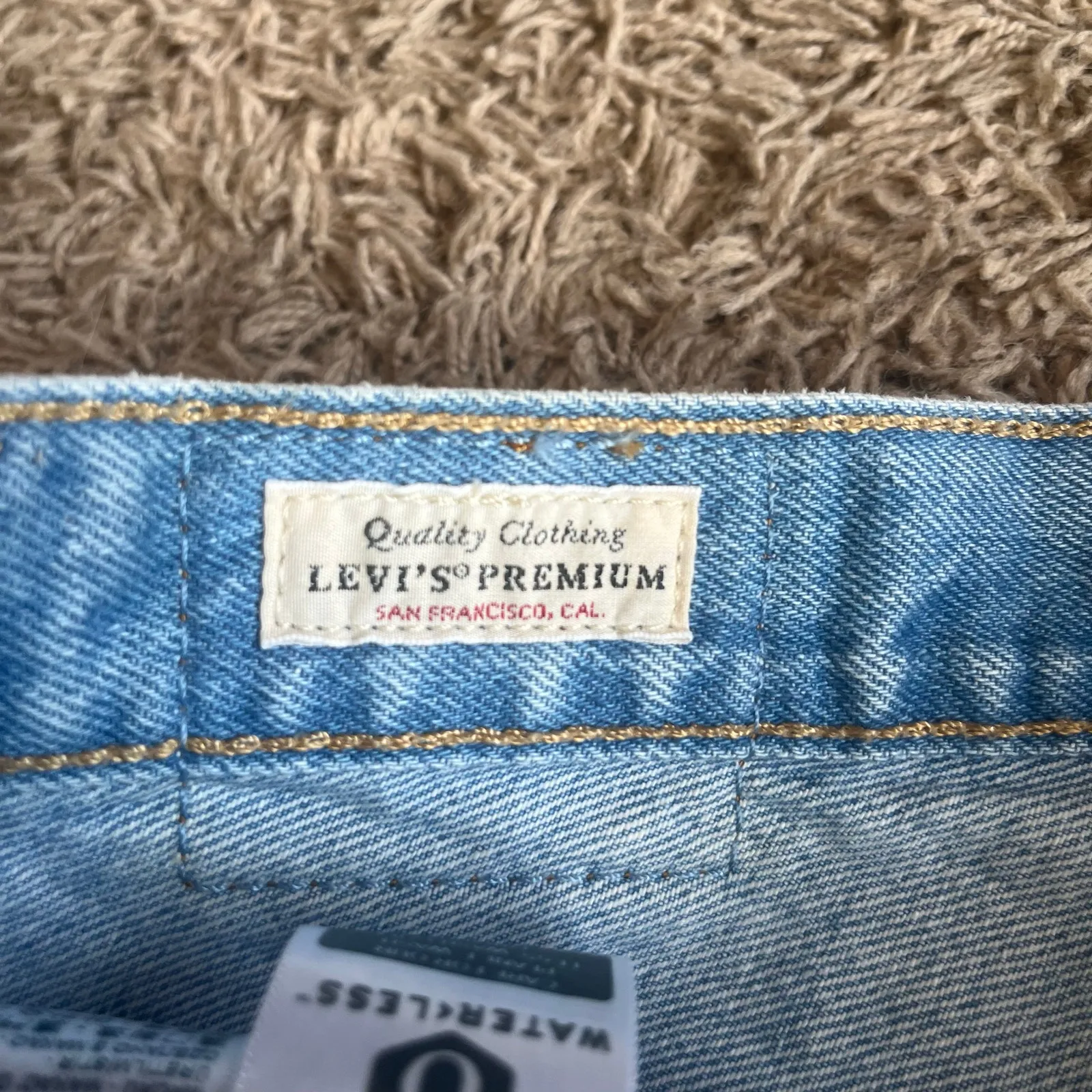 Levi's 501 Light Wash Button Fly Jean Shorts Size W24 - Image 3