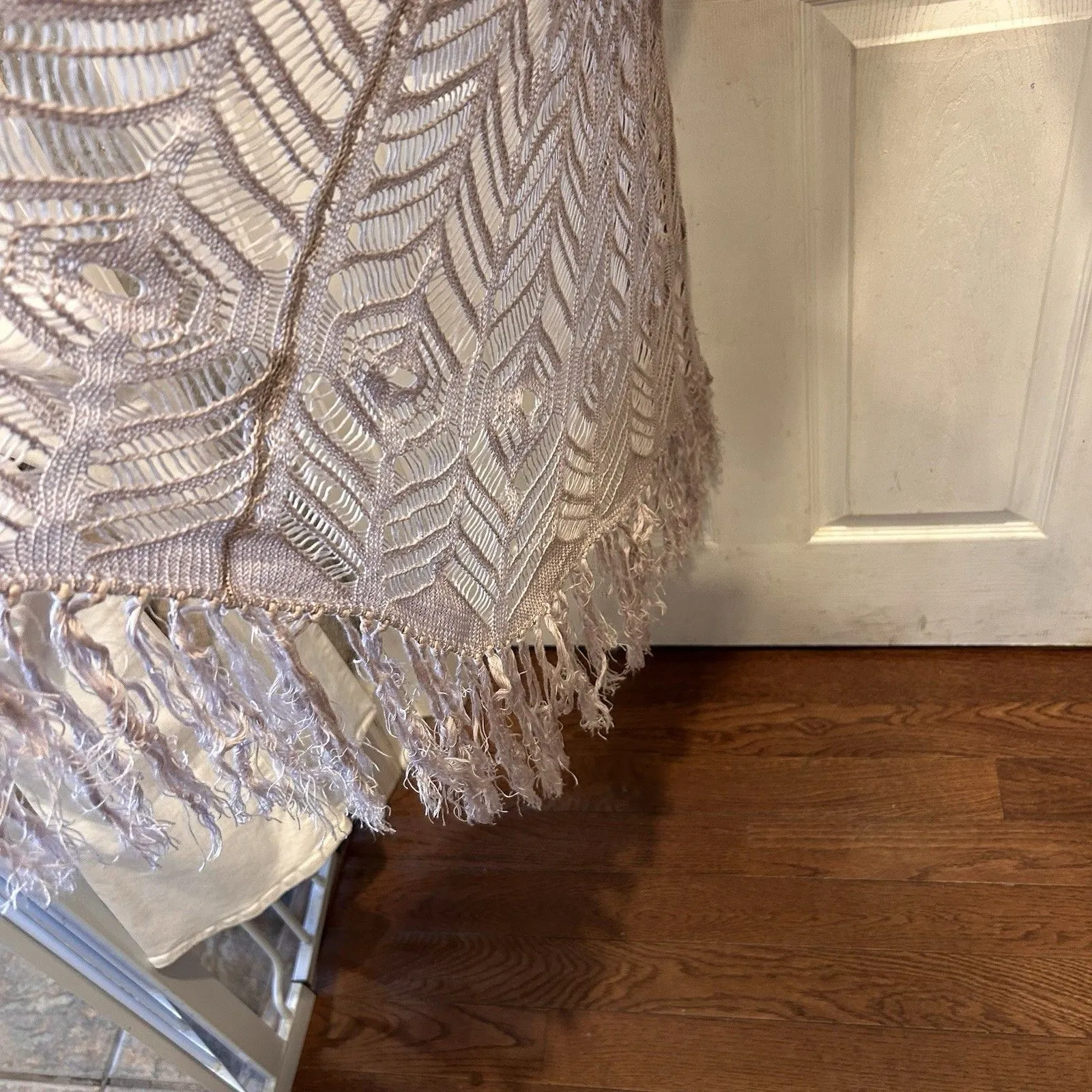 Hayden Los Angeles Boho Open Cardigan Sweater‎ Large Crochet Dusty Pink Fringe - Image 5