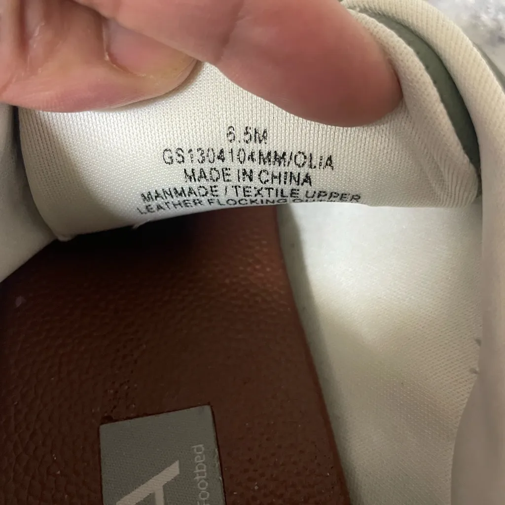 MIA Green and Black Men's Sneakers - Image 6