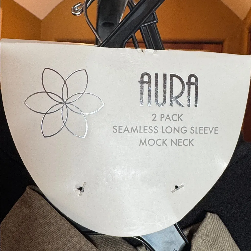 NWT Aura Seamless Long Sleeve Mock Neck Tops 2-Pack Black & Taupe Size S/M - Image 2