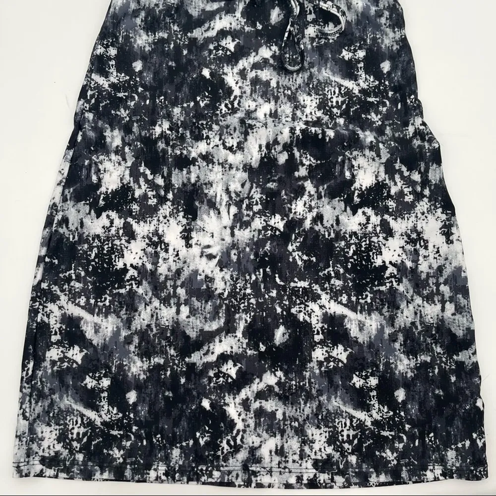 NWOT ATHLETA Printed Zumma Swim Dress Coverup Athleisure Athletic B&W Size XXSP - Image 6