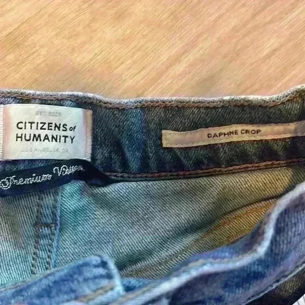 Citizens of Humanity Daphne Cropped High-Rise Stovepipe Jeans sz 23 - Image 4