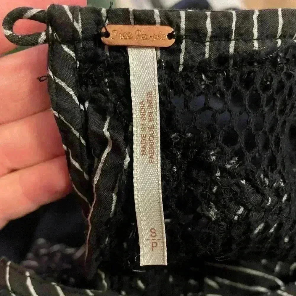 Free People women’s Dream Away blouse size S - Image 3