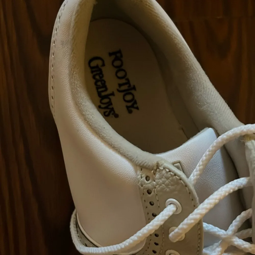 FootJoy GreenJoy Classic White womens golf Shoes Size 7 - Image 3