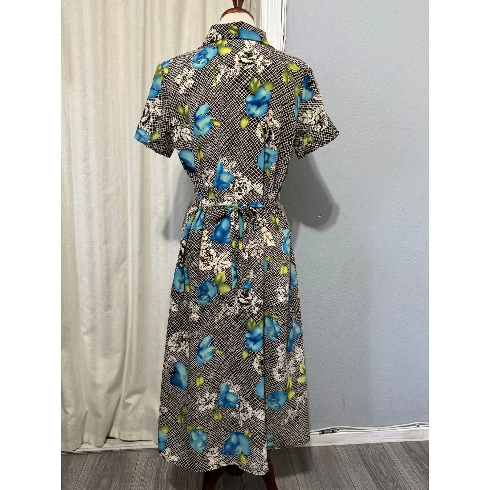 Vintage WORLD 2000 Fashion Inc. Floral Shirt Dress Button Back Tie Waist Midi Brown Size L - Image 5