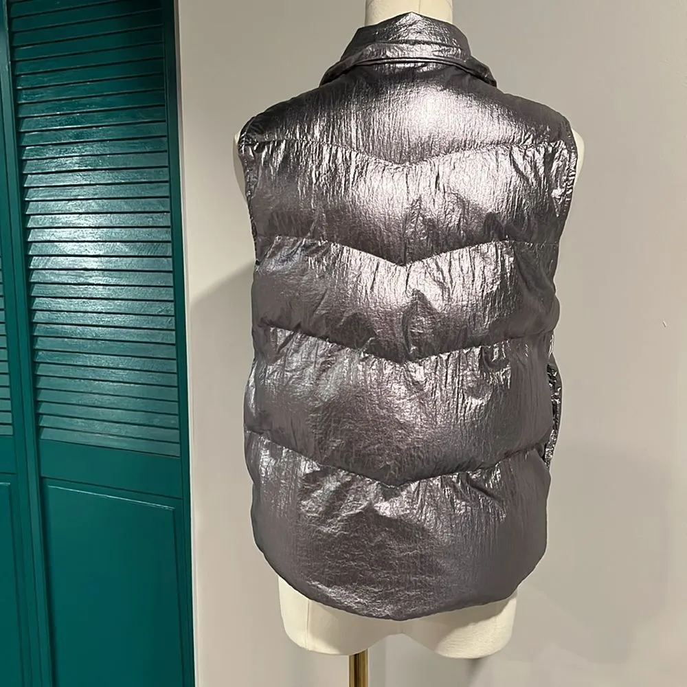 ANTHROPOLOGIE NWOT Women’s Metallic Foil Puffer Vest Zip Front Silver XS - Image 5
