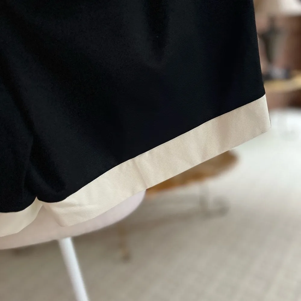 Ann Taylor City Shorts Luxe Black Ivory Color block 5” Luxe Size 4 Chic Dressy - Image 8