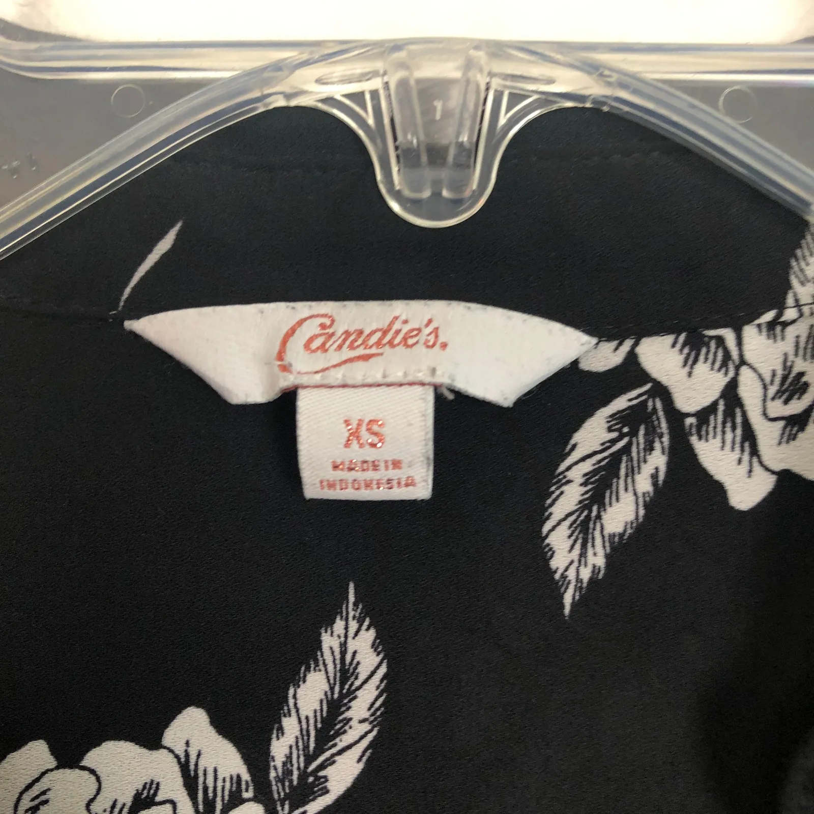 Candie's Floral Black Button Front Chiffon Blouse Size XS - Image 2