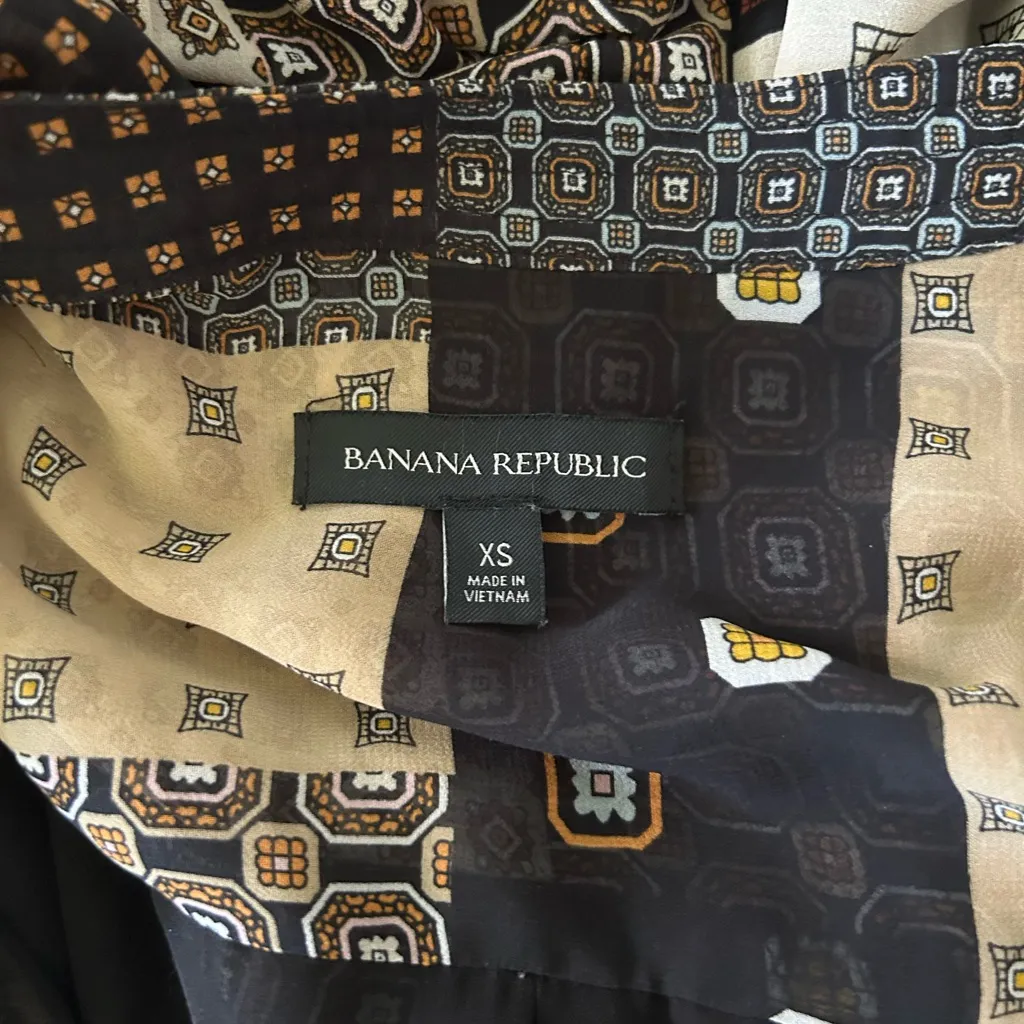 Banana Republic Pleated Long Sleeve Midi Dress Patchwork Foulard Print Size XS - Image 5