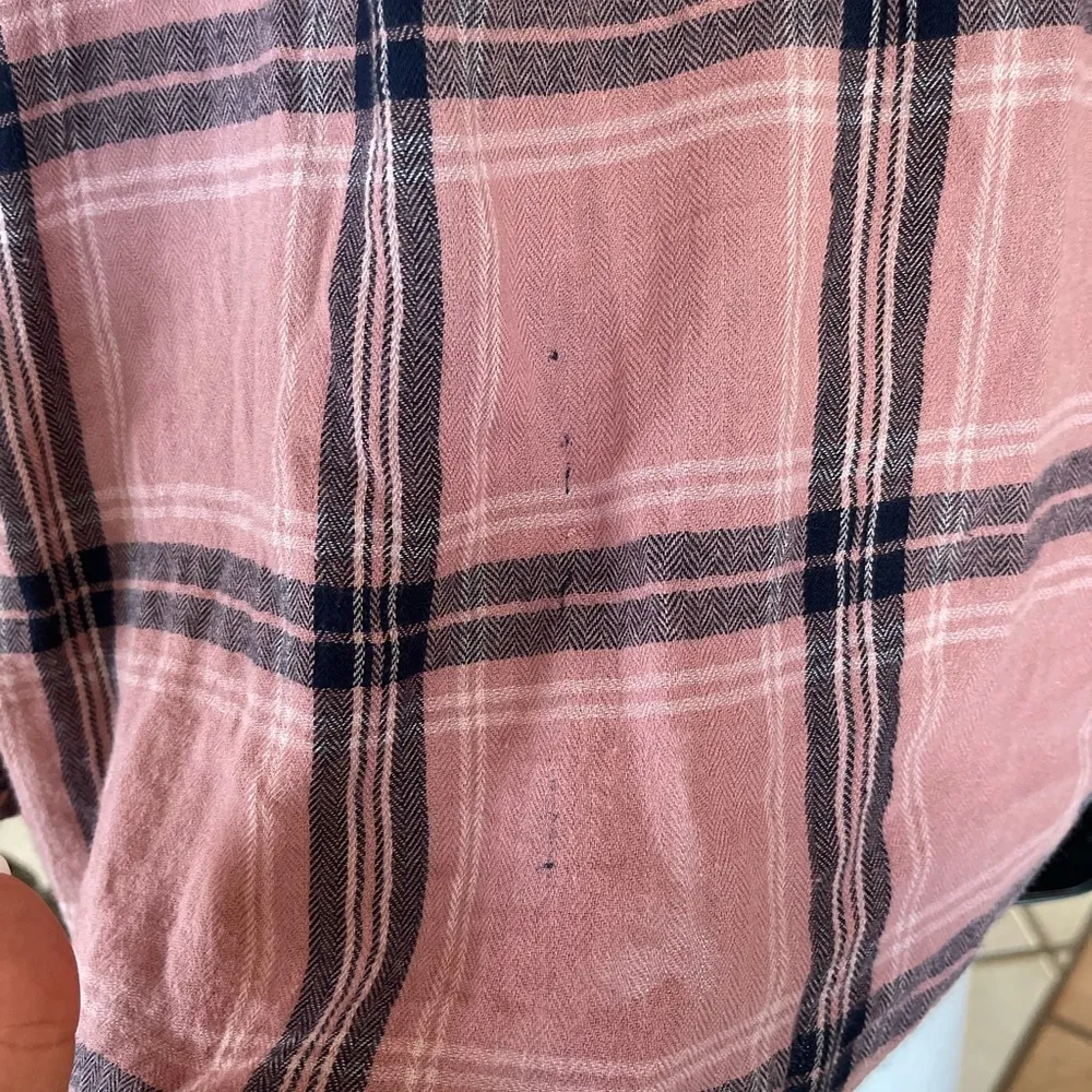 Ambiance Apparel Long Sleeve Button Down Shirts size M - Image 4