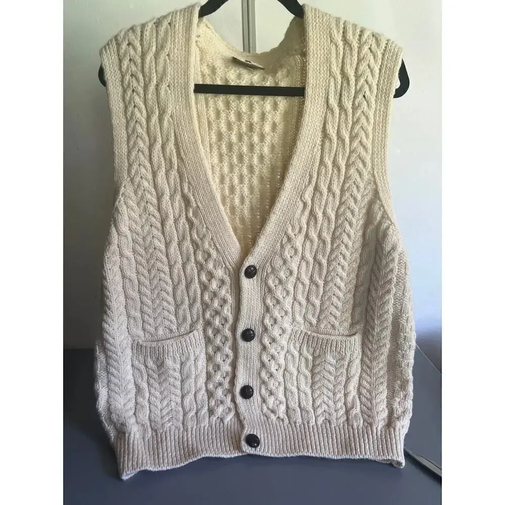 Carriggdonn Cream Cable Knit 100% Pure New Wool Vest Cardigan Made in Ireland Size L - Image 2