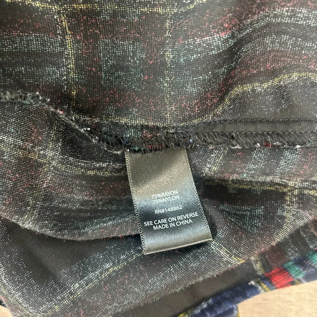 Torrid Sophie Velvet Plaid Swing Cami Black Red Blue, Sleeveless M16 - Image 6