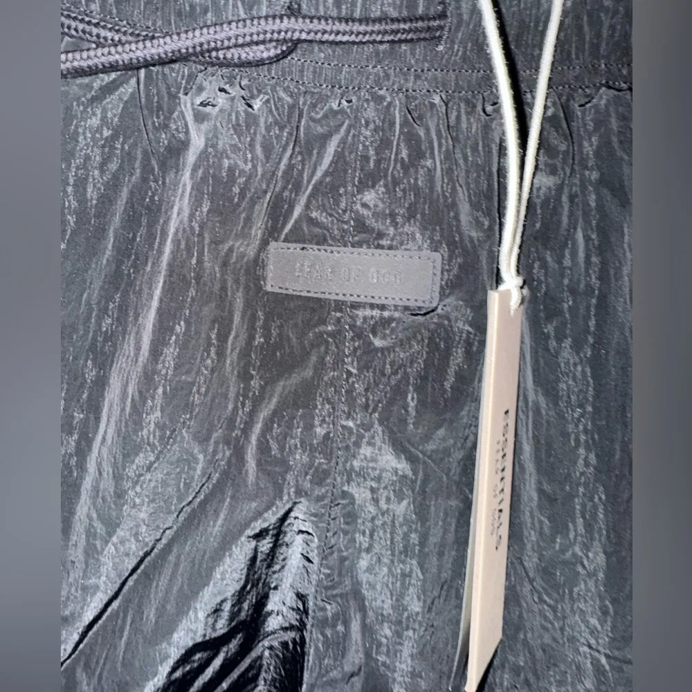 Fear of god New/Essentials  Women’s Shorts Black Size Medium Size - Image 2