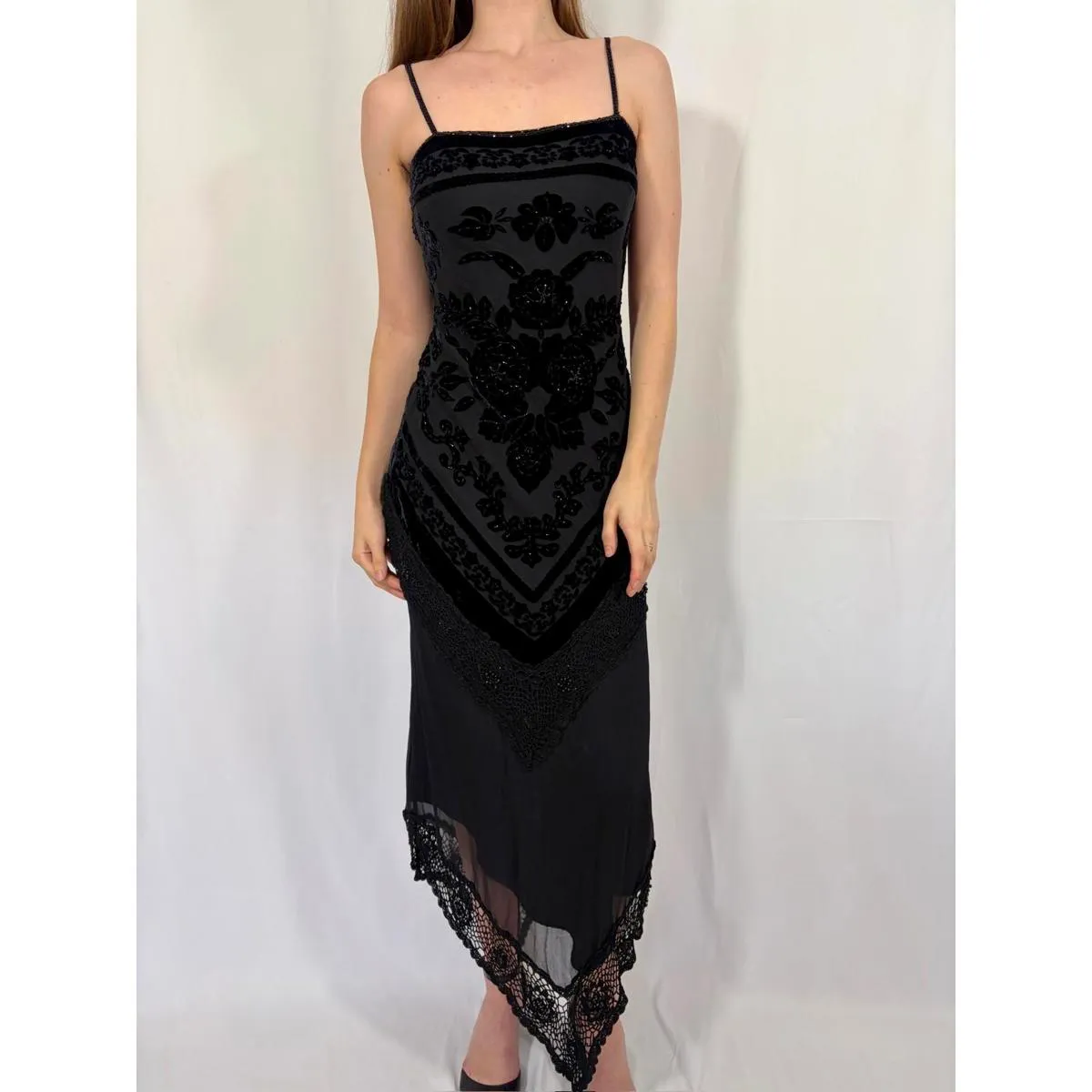 Black Sue Wong Nocturne Beaded Velvet Crochet Fringe Evening Dress - Image 3