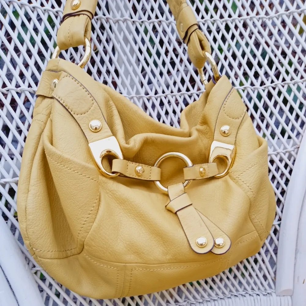 - Beautiful B. Makowsky Bag Hobo Style Beautiful Lemon Yellow Leather - Image 3